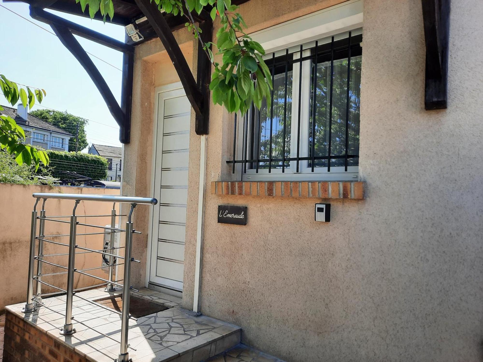 Alloappartmeuble_L'Emeraude Houilles エクステリア 写真